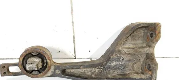 Mercedes-Benz Vito Viano W639 Rear differential/diff mount bracket A6393530595