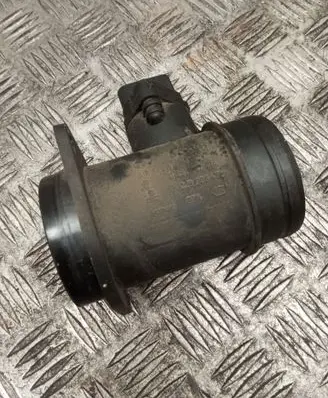 Volkswagen PASSAT B5 Mass air flow meter 0281002216 028906461