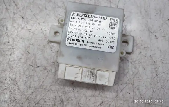 Mercedes-Benz GLK (X204) Parking PDC control unit/module A2049009201