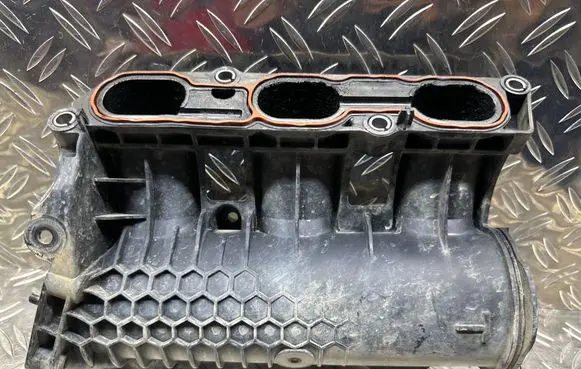 Citroen C4 Cactus Intake manifold 9802101480 81067R 1094450S