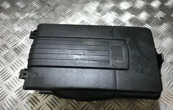 Volkswagen Golf V Battery box tray cover/lid 1K0915443A