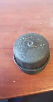 Mercedes-Benz Vito Viano W638 Oil filter cover 1041840608