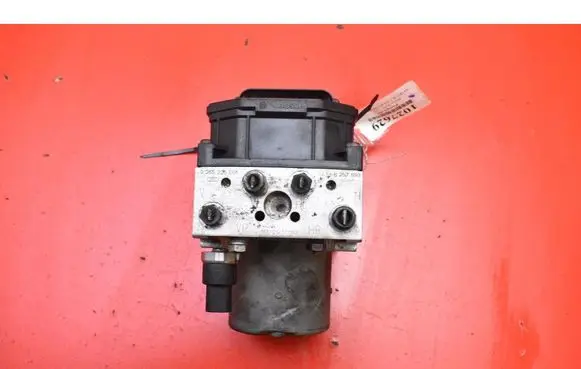 BMW 5 E39 ABS Pump 6757593