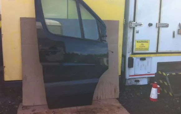 Volkswagen Crafter Front door