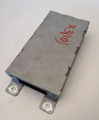 BMW X3 E83 Bluetooth control unit module 6945387