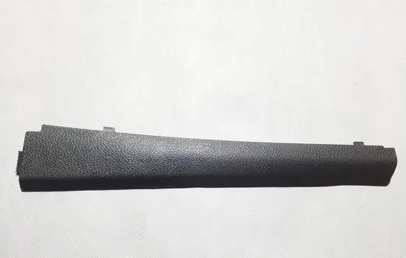 Foot area side trim