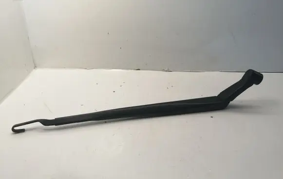 Toyota Verso Front wiper blade arm 852210F030