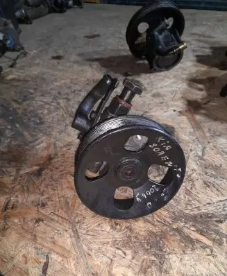KIA Sorento Power steering pump