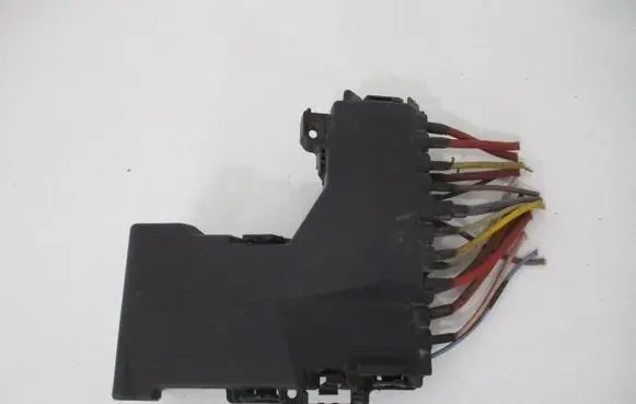 Citroen DS5 Voltage converter/converter module 9805119780