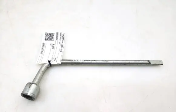 Toyota Verso Wheel nut wrench 0915002050