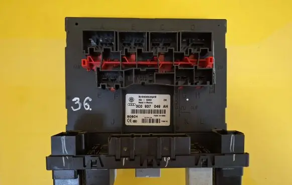 Volkswagen Golf IV Fuse box set 3C0937049AH
