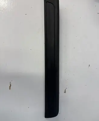 Dodge Durango Front sill trim cover 100975030BLR 1GG71DX9AB