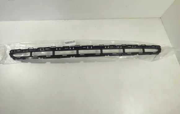 Porsche Macan (95B) Front bumper lower grill 95B8059351E0
