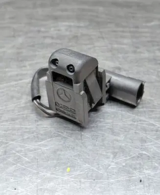 Mercedes-Benz E W211 Windshield washer spray nozzle 