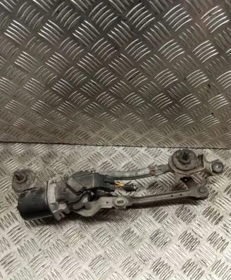 Nissan Note (E11) Front wiper linkage and motor