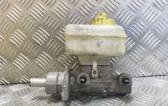 Volkswagen Golf IV Master brake cylinder 1J1611349
