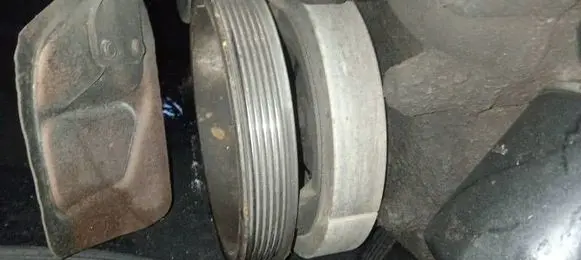 Jeep Grand Cherokee (WJ) Crankshaft pulley
