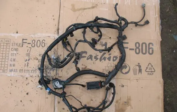 Subaru XV I EUR ISO radio connector 24020AE780