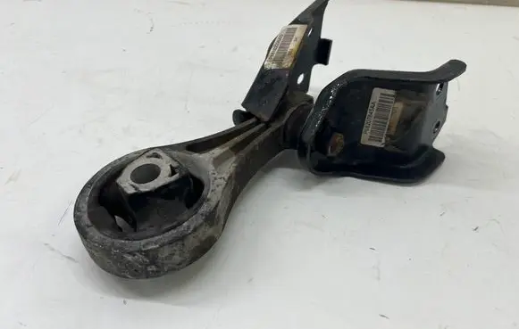 Jeep Cherokee Gearbox mount P68102296AD P68207645AA