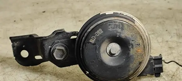 Toyota Yaris Horn signal 865200D050 12V4A1110B JK2772007650