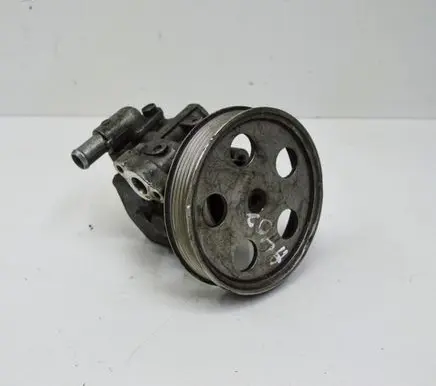 Audi A4 S4 B8 8K Power steering pump 8K0145153F