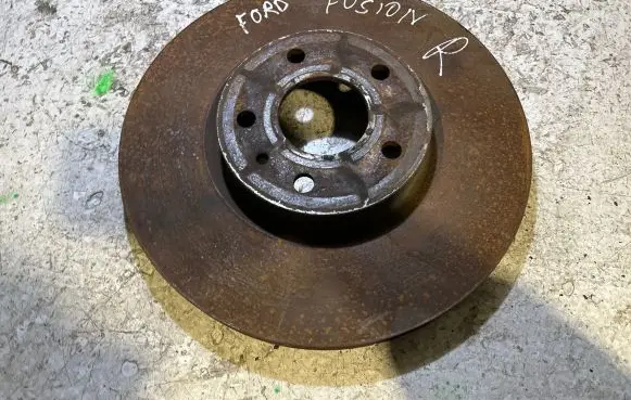Ford Fusion II Front brake disc