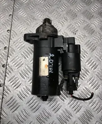 Volkswagen PASSAT B6 Starter motor 0986020260