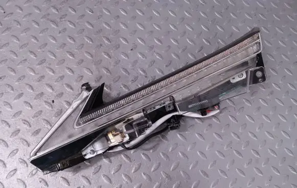 Lexus RX 450H Headlight/headlamp 811500E290