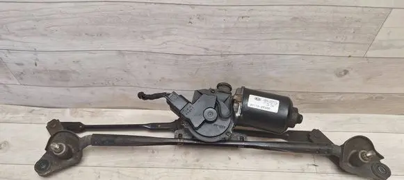 KIA Cerato Front wiper linkage and motor 981102F000 035417760