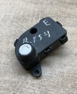 Renault Laguna II Air flap motor/actuator 52485219