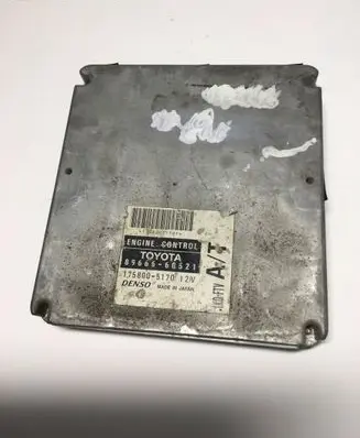 Toyota Land Cruiser (HDJ90) Engine control unit/module 8966660521 1758005170