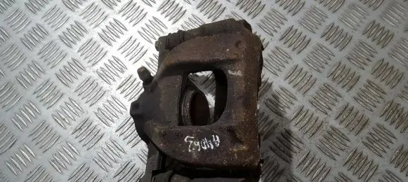 Toyota Verso Front brake caliper