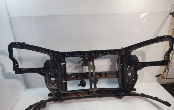 KIA Carens II Radiator support slam panel