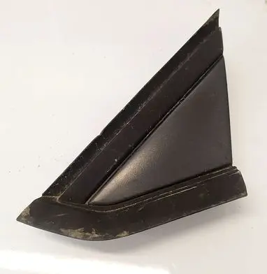Citroen C4 I Front triangle window/glass 9653081177