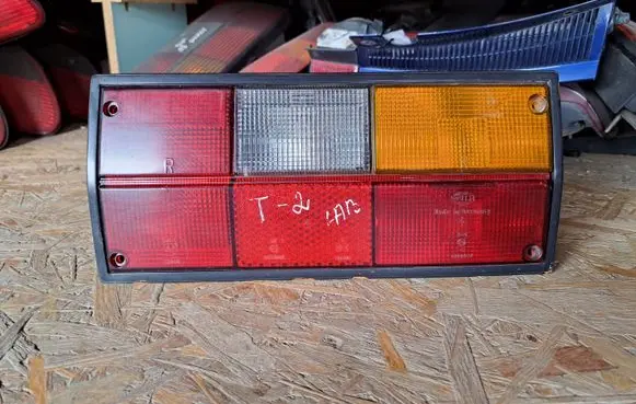 Volkswagen Transporter - Caravelle T2 Rear/tail lights 251945112 251945112A 251945112B