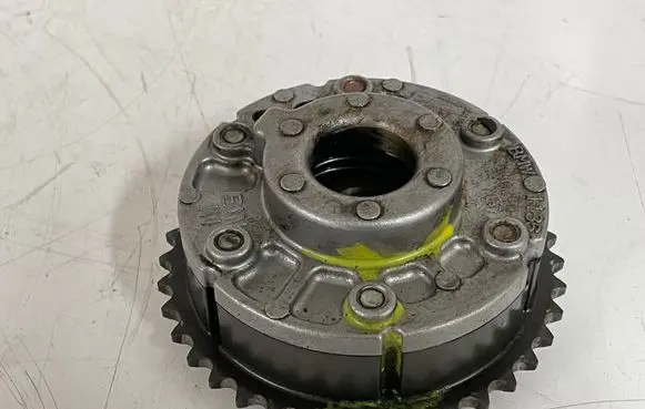 Camshaft pulley/ VANOS