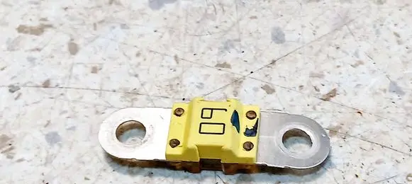 Volkswagen Touareg I Fuse 