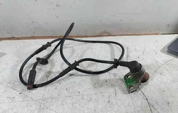 Mercedes-Benz C W202 ABS rear brake sensor 2025400617