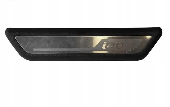 Hyundai i40 Rear sill trim cover 858883Z100