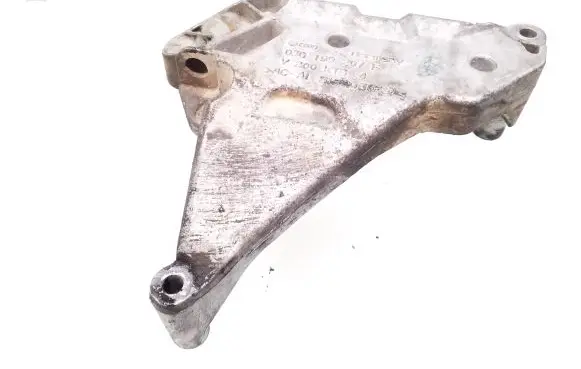 Volkswagen PASSAT B6 Engine mounting bracket 03G199207F