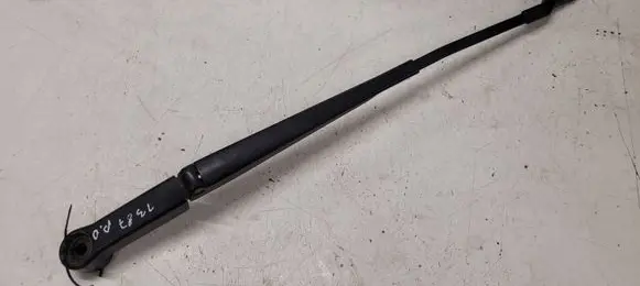 Citroen C4 I Picasso Front wiper blade arm 9684103780