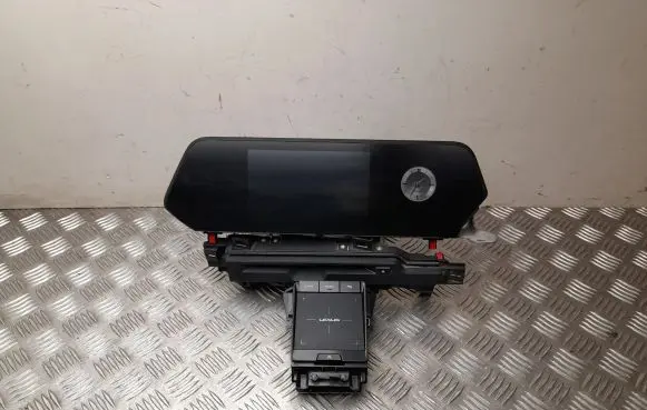 Lexus UX Radio/CD/DVD/GPS head unit 8611076090