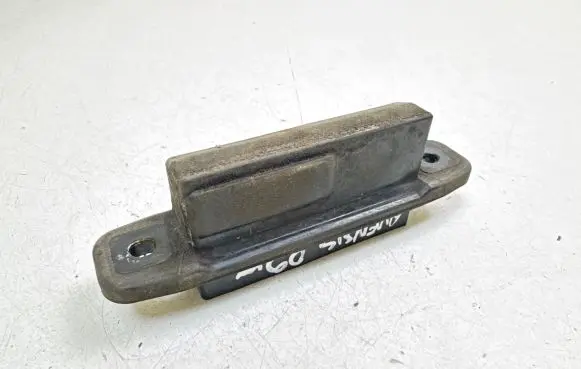 Toyota Avensis T270 Loading door exterior handle 