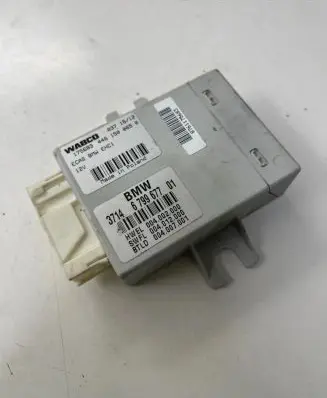 BMW 5 F10 F11 Suspension control unit/module 6799677 4461500650 004002000