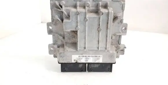 Ford Kuga II Engine control unit/module HV4A12A650JA FV6A12B684BB HU5T14F262CA
