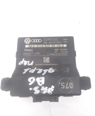 Volkswagen PASSAT B7 Gateway control module 3C0907951A 3C0907530C 100106