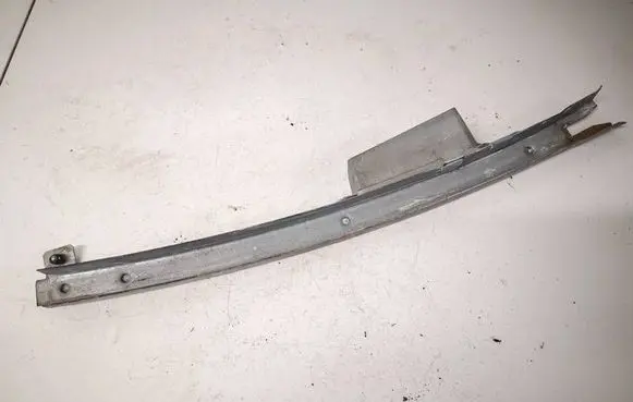 Volvo V70 Front door glass trim molding