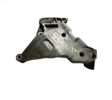 Volkswagen Golf V Engine mounting bracket 03g199207