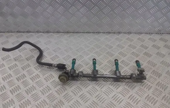 Toyota Camry Fuel main line pipe