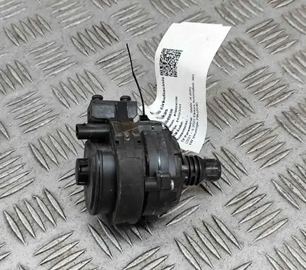 BMW iX Electric auxiliary coolant/water pump 8841074